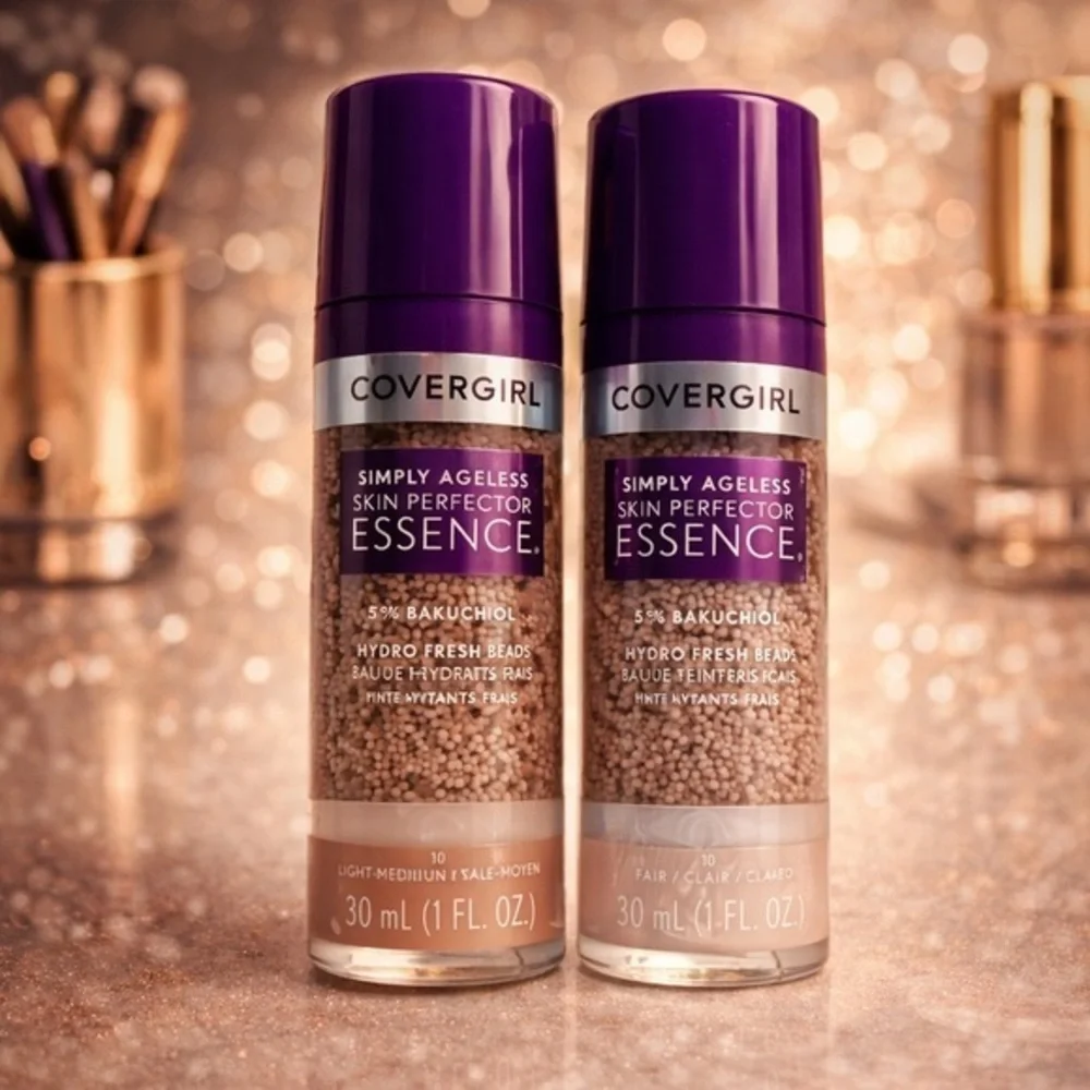 COVERGIRL Simply Ageless Skin Perfector Essence Foundation .5% Bakuchiol 30 & 10